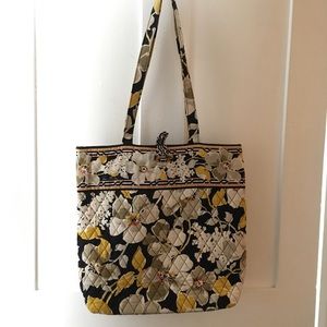 Vera Bradley Go Wild Dog Wood Flowers Tote Bag